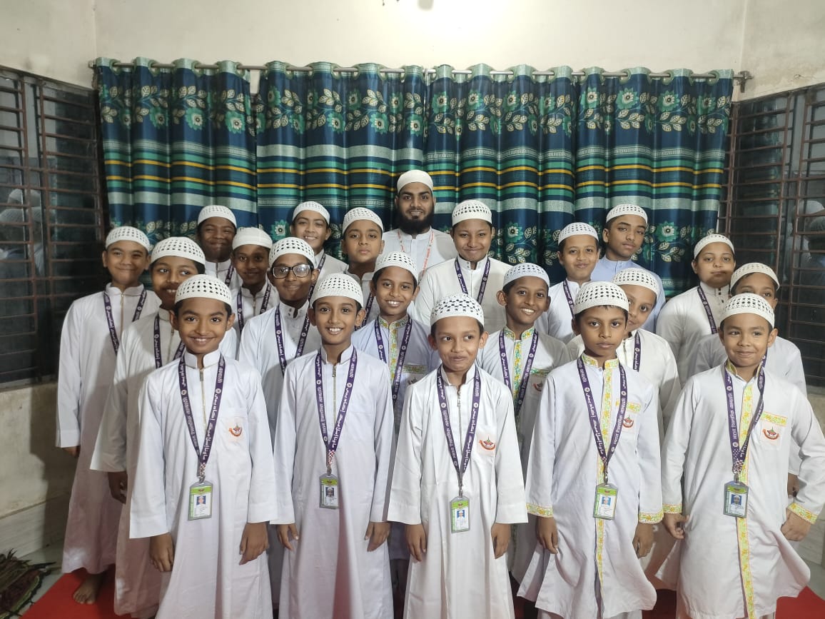 হিফজ বিভাগের শিক্ষার্থীদের একাংশ।